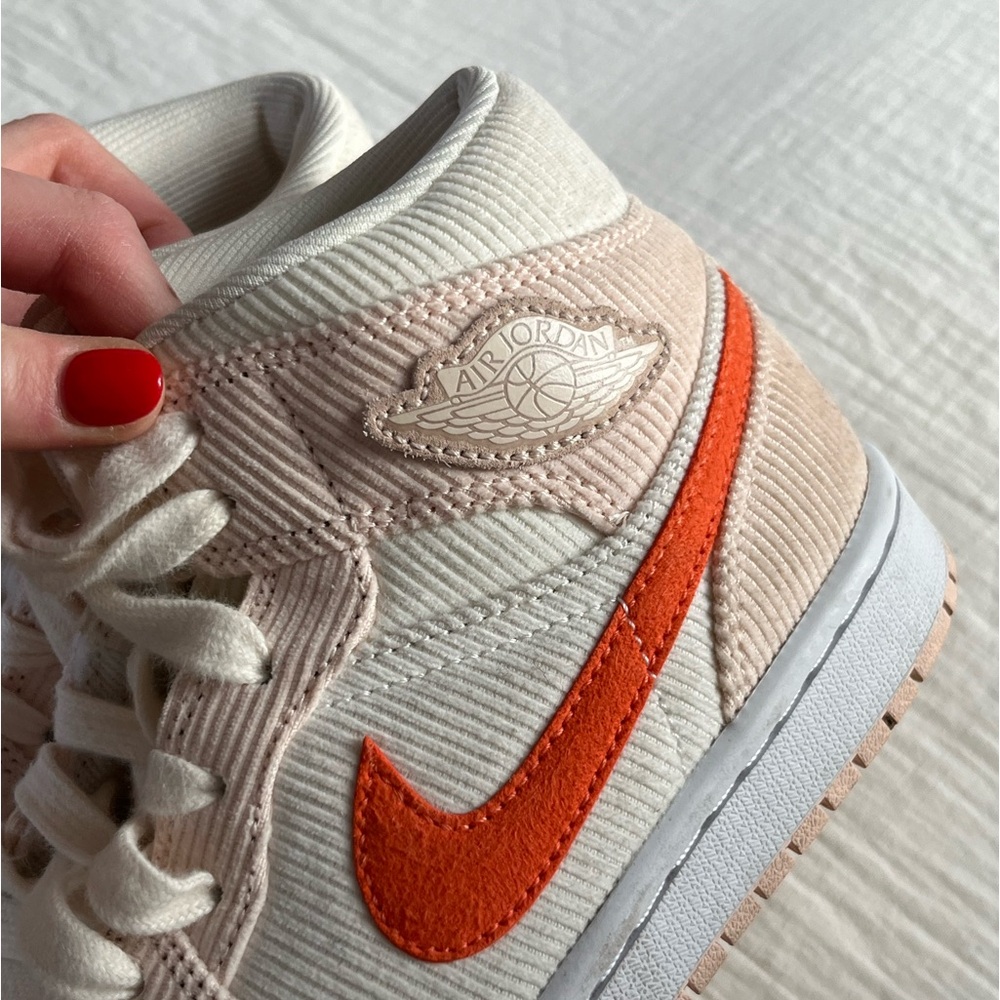 Corduroy Air Jordan 1 Mid